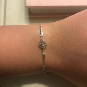LUCKY BRAND dainty bracelet